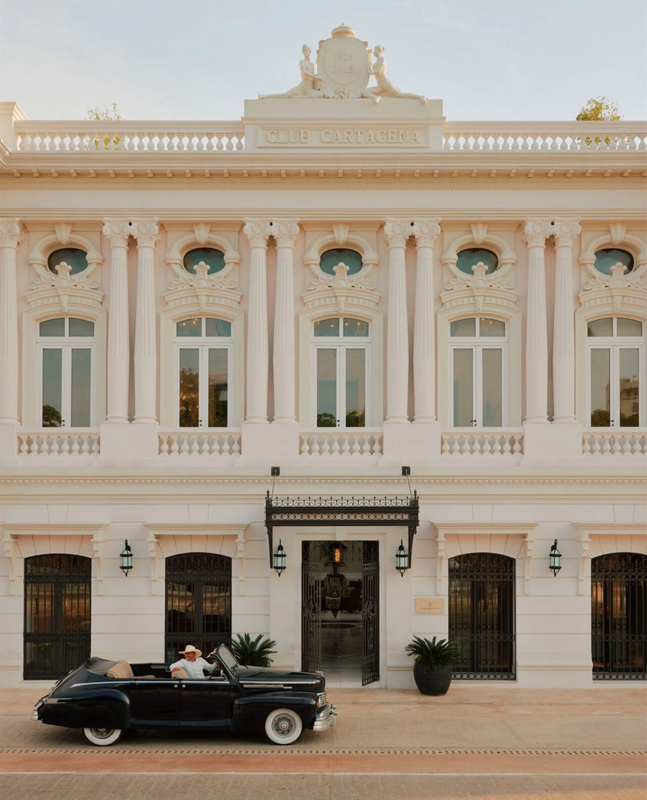 Pillar 06 · Authentic luxury
