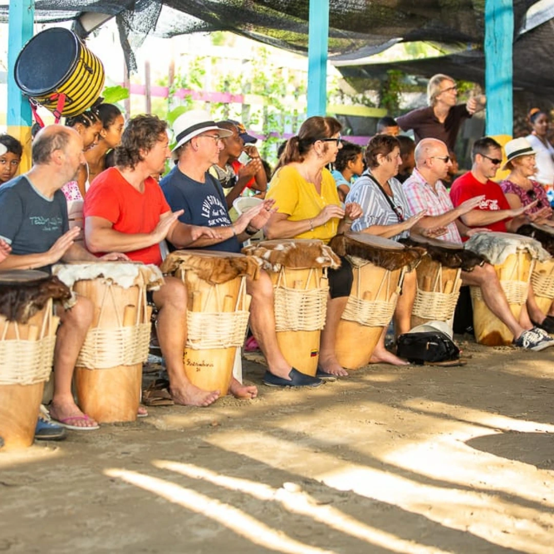 Living communities: authentic cultural connections
